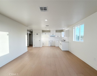 2120 E 92nd Street - Photo Thumbnail 20
