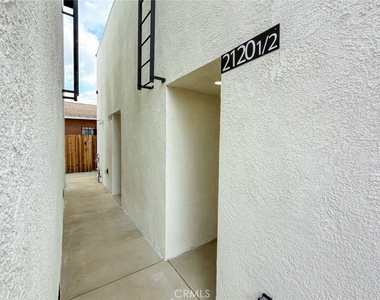 2120 E 92nd Street - Photo Thumbnail 5