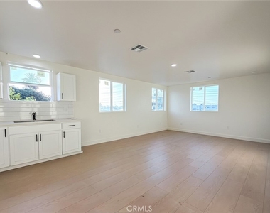 2120 E 92nd Street - Photo Thumbnail 22