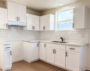 2120 E 92nd Street - Photo Thumbnail 11