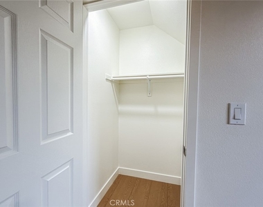 2120 E 92nd Street - Photo Thumbnail 13