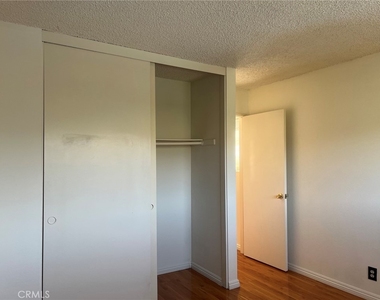 238 Hillcrest Drive - Photo Thumbnail 17