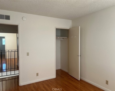 238 Hillcrest Drive - Photo Thumbnail 15