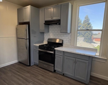 542 Grant St - Photo Thumbnail 7