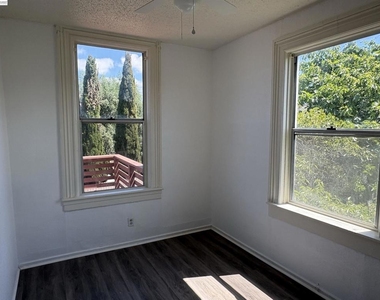 542 Grant St - Photo Thumbnail 18