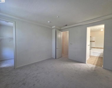 3727 Whitworth Dr - Photo Thumbnail 11