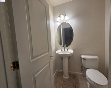 3727 Whitworth Dr - Photo Thumbnail 10