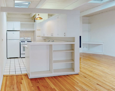 1123 10th Street - Photo Thumbnail 5