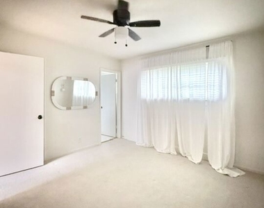 1123 10th Street - Photo Thumbnail 19