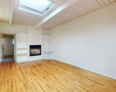 1123 10th Street - Photo Thumbnail 12