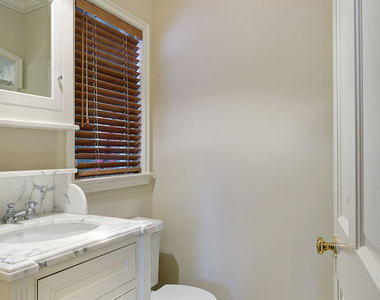 149 S Rodeo Drive - Photo Thumbnail 16