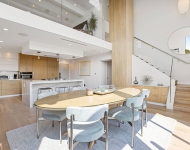 302 Ashland Avenue - Photo Thumbnail 1