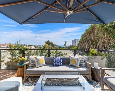 302 Ashland Avenue - Photo Thumbnail 8