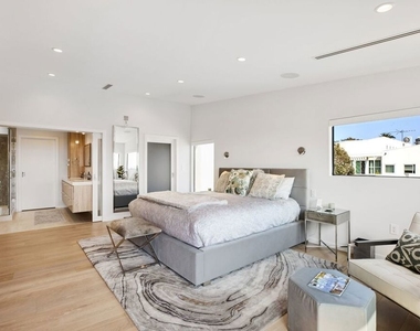 302 Ashland Avenue - Photo Thumbnail 16