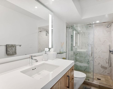 302 Ashland Avenue - Photo Thumbnail 27
