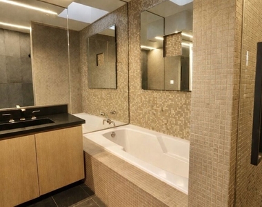 8810 Hollywood Boulevard - Photo Thumbnail 7