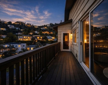 8810 Hollywood Boulevard - Photo Thumbnail 15