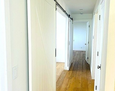 20645 Seaboard Road - Photo Thumbnail 6