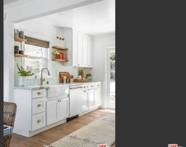 12248 Laurel Terrace Drive - Photo Thumbnail 15