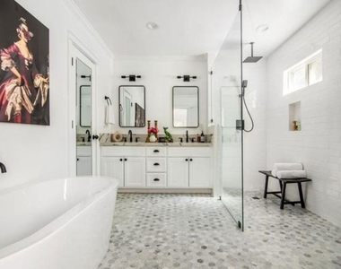 12248 Laurel Terrace Drive - Photo Thumbnail 18