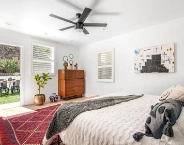 12248 Laurel Terrace Drive - Photo Thumbnail 16