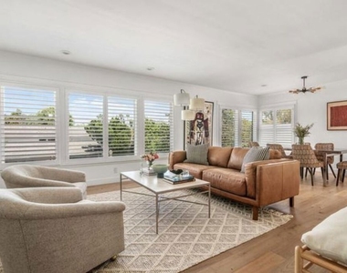 12248 Laurel Terrace Drive - Photo Thumbnail 8