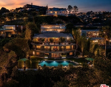 8740 W St Ives Drive - Photo Thumbnail 43