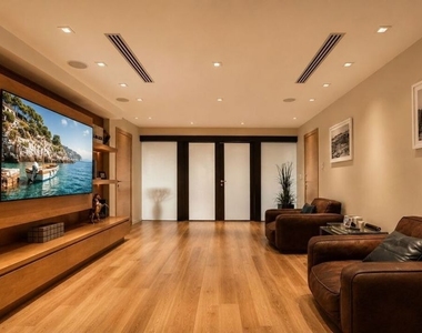 8740 W St Ives Drive - Photo Thumbnail 17