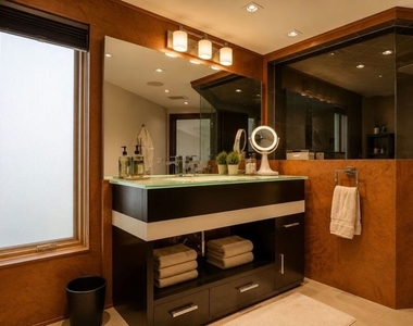 8740 W St Ives Drive - Photo Thumbnail 51