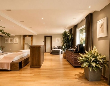 8740 W St Ives Drive - Photo Thumbnail 19