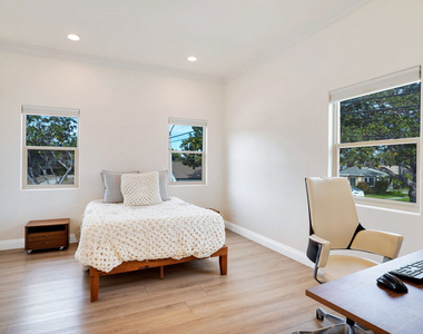 5136 Berryman Avenue - Photo Thumbnail 30
