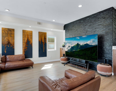 5136 Berryman Avenue - Photo Thumbnail 16