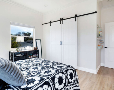 5136 Berryman Avenue - Photo Thumbnail 39