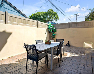 5136 Berryman Avenue - Photo Thumbnail 55