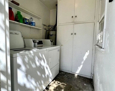 2916 Reservoir - Photo Thumbnail 11