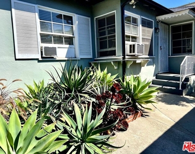 2916 Reservoir - Photo Thumbnail 26