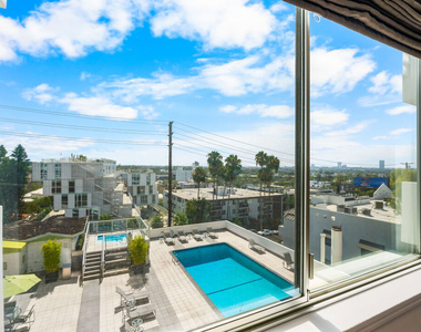 1155 N La Cienega Boulevard - Photo Thumbnail 28