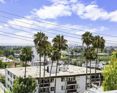 1155 N La Cienega Boulevard - Photo Thumbnail 9