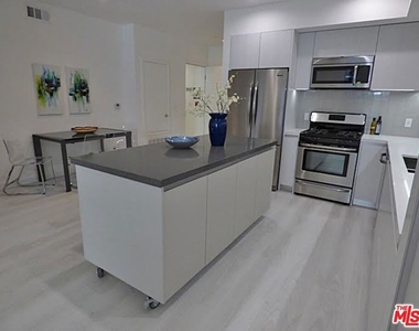 1526 Armacost Avenue - Photo Thumbnail 14