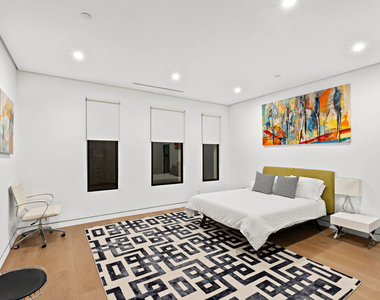 610 N Stanley Avenue - Photo Thumbnail 26