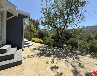 30473 Mulholland Hwy - Photo Thumbnail 4