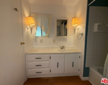 30473 Mulholland Hwy - Photo Thumbnail 17