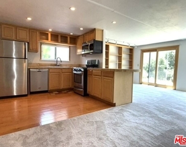 30473 Mulholland Hwy - Photo Thumbnail 10