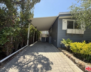 30473 Mulholland Hwy - Photo Thumbnail 9