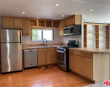 30473 Mulholland Hwy - Photo Thumbnail 18