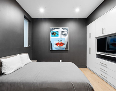 637 N Gardner Street - Photo Thumbnail 38