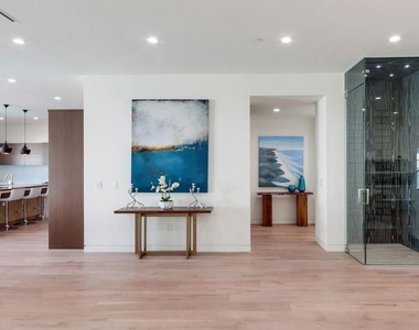 736 N Curson Avenue - Photo Thumbnail 15
