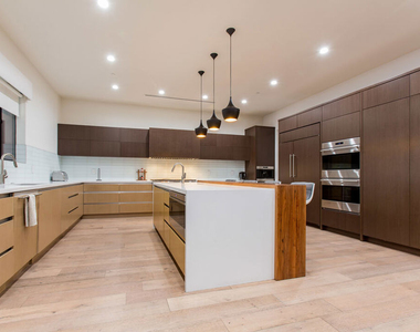 736 N Curson Avenue - Photo Thumbnail 22