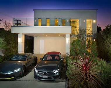 721 N Spaulding Avenue - Photo Thumbnail 1