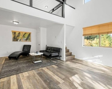 993 Cameron Drive - Photo Thumbnail 12